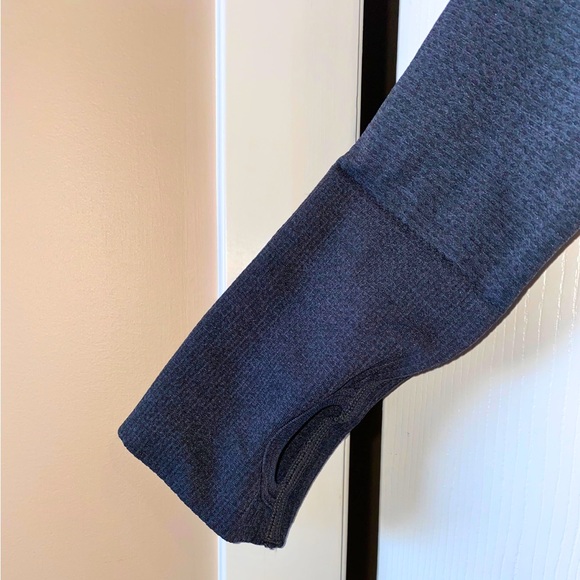 ✨FREE WITH ANY $30 PURCHASE✨ Workout Long Sleeve Shirts for Gym Yoga Running Top - Picture 8 of 11